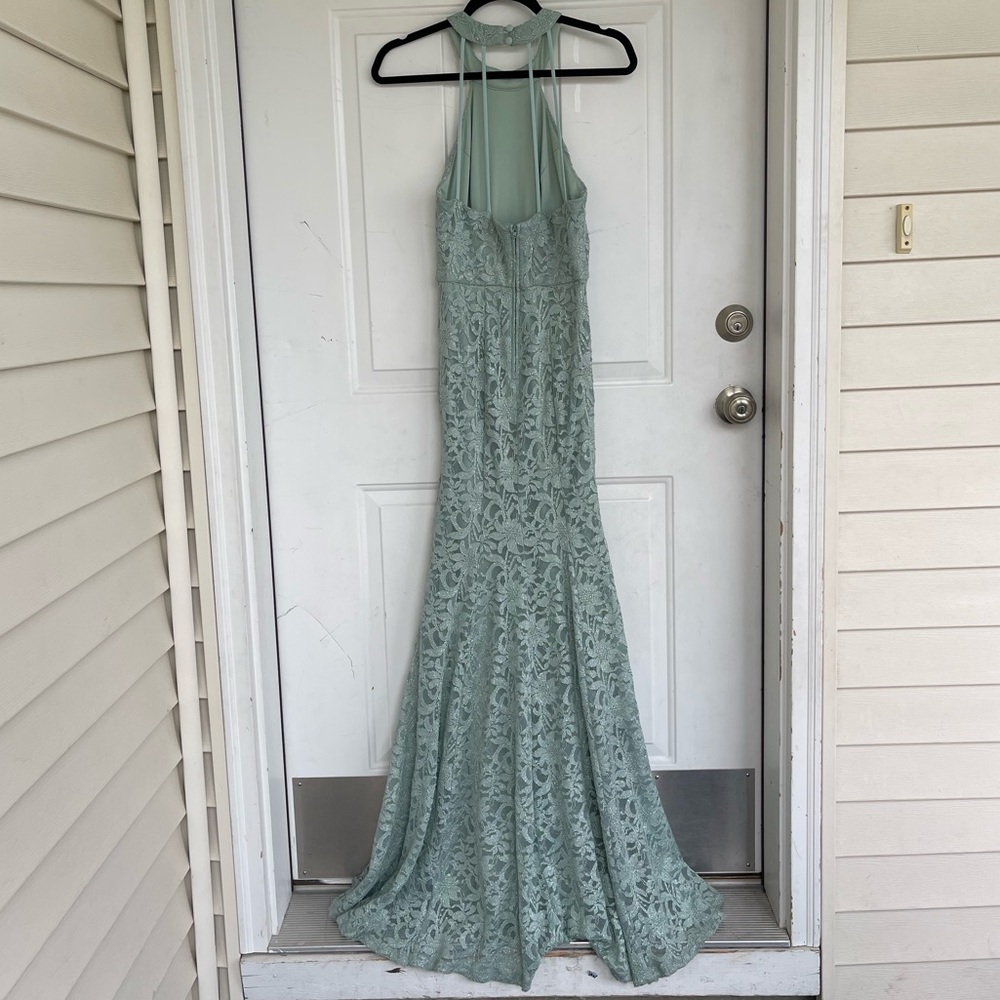 Beautiful sage sparkly lace maxi prom dress - Picture 15 of 16